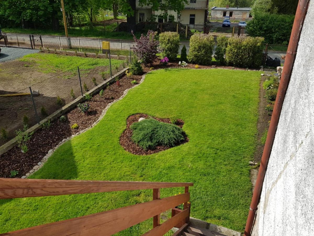 Apartament W Malowniczej Sosnowce Sosnowka  Luaran gambar